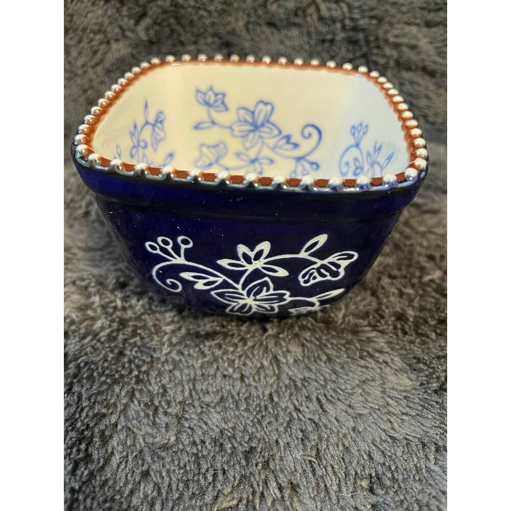 Temptations Blue Floral Lace Bakeware  Ramekin w/ Lid